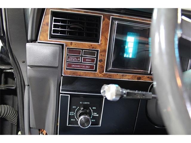 1985 Lincoln Town Car (CC-977242) for sale in Kentwood, Michigan