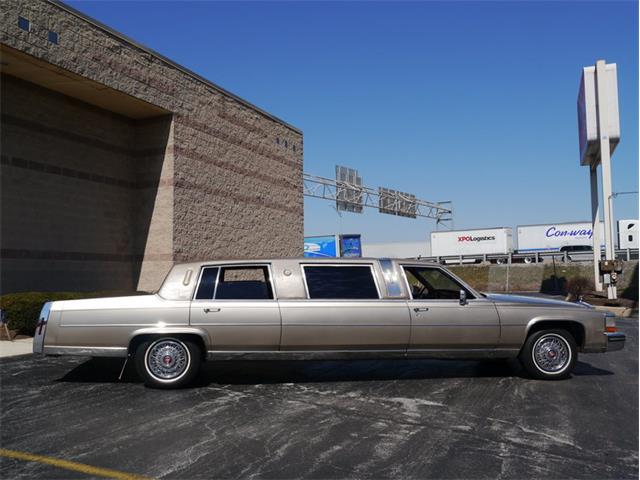 1986 Cadillac Fleetwood Limousine (CC-977314) for sale in Alsip, Illinois