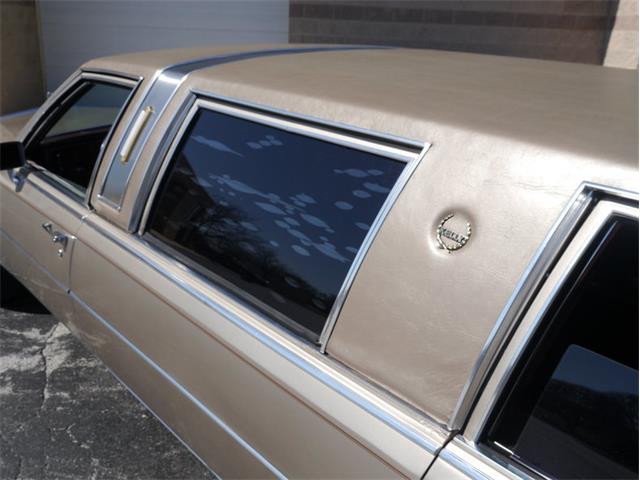 1986 Cadillac Fleetwood Limousine (CC-977314) for sale in Alsip, Illinois