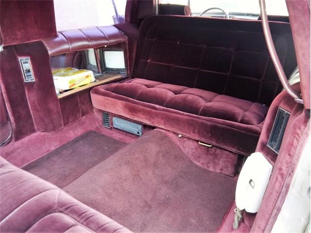 1986 Cadillac Fleetwood Limousine (CC-977314) for sale in Alsip, Illinois