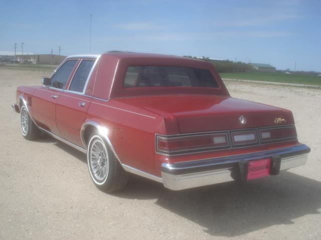 1986 Chrysler Fifth Avenue (CC-977629) for sale in Milbank, South Dakota