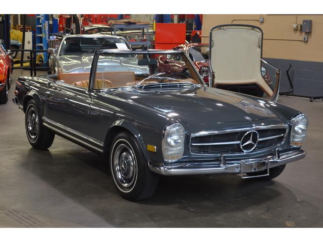 1967 Mercedes Benz 250SL California Coupe (CC-979288) for sale in Huntington Station, New York