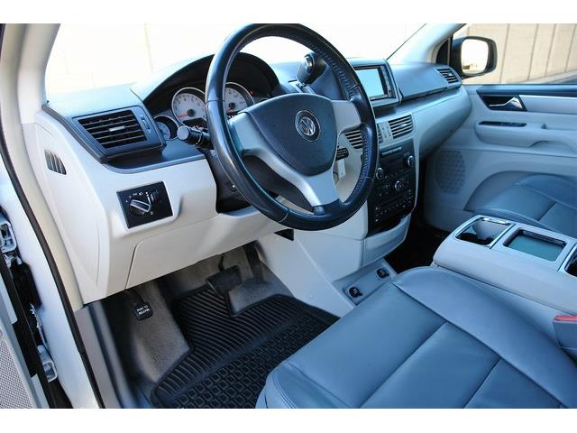 2009 Volkswagen Routan (CC-981224) for sale in Phoenix, Arizona