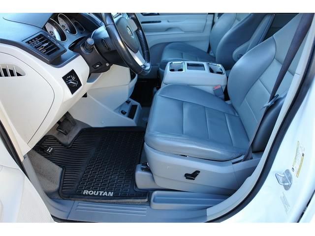 2009 Volkswagen Routan (CC-981224) for sale in Phoenix, Arizona
