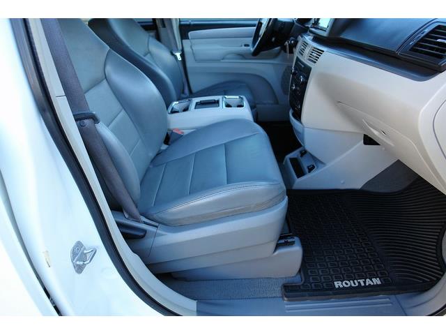 2009 Volkswagen Routan (CC-981224) for sale in Phoenix, Arizona