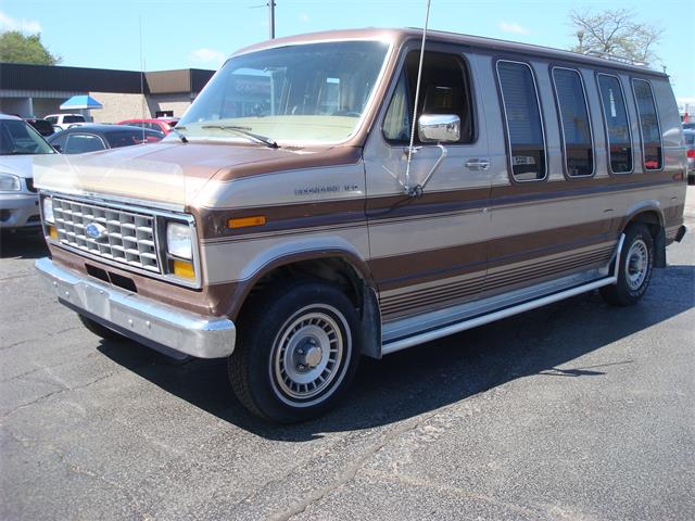 1984 Ford e 150 conversion van (CC-981539) for sale in naperville, Illinois