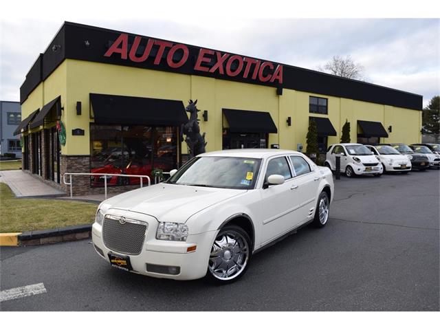 2005 Chrysler 300 (CC-981606) for sale in East Red Bank, New Jersey