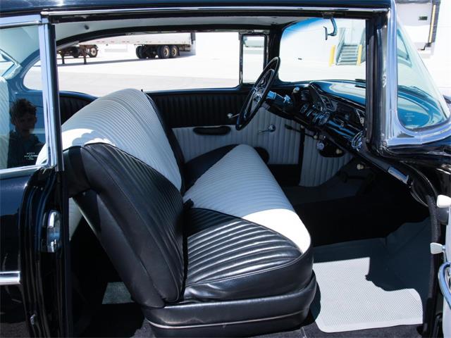 1956 Pontiac Chieftain (CC-982098) for sale in Kenosha, Wisconsin
