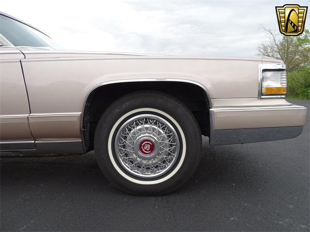 1992 Cadillac Brougham (CC-982102) for sale in Indianapolis, Indiana