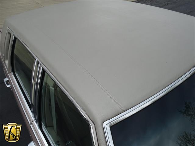 1992 Cadillac Brougham (CC-982102) for sale in Indianapolis, Indiana