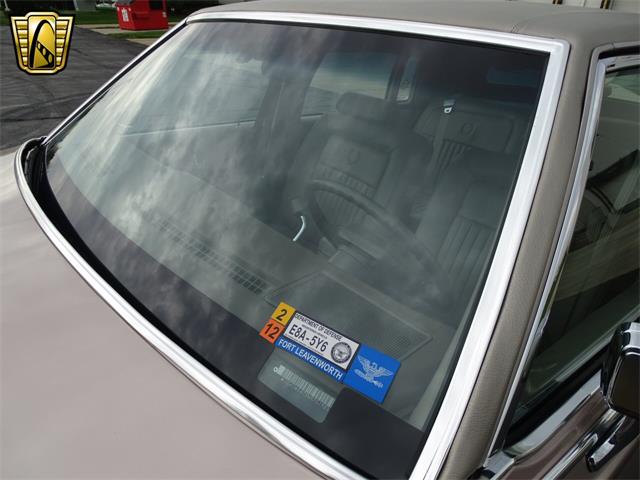 1992 Cadillac Brougham (CC-982102) for sale in Indianapolis, Indiana