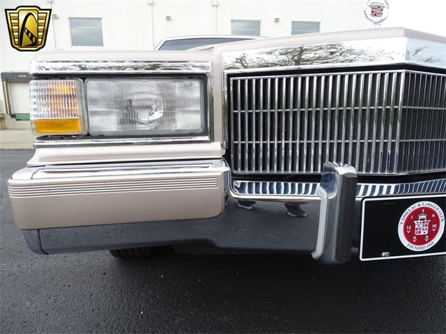 1992 Cadillac Brougham (CC-982102) for sale in Indianapolis, Indiana
