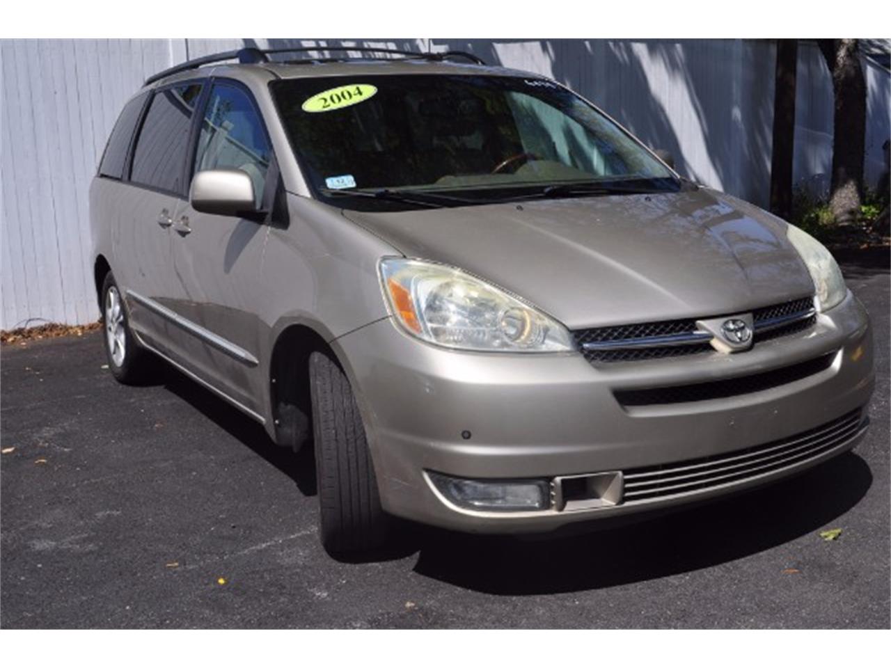 2004 Toyota Sienna for Sale CC983135