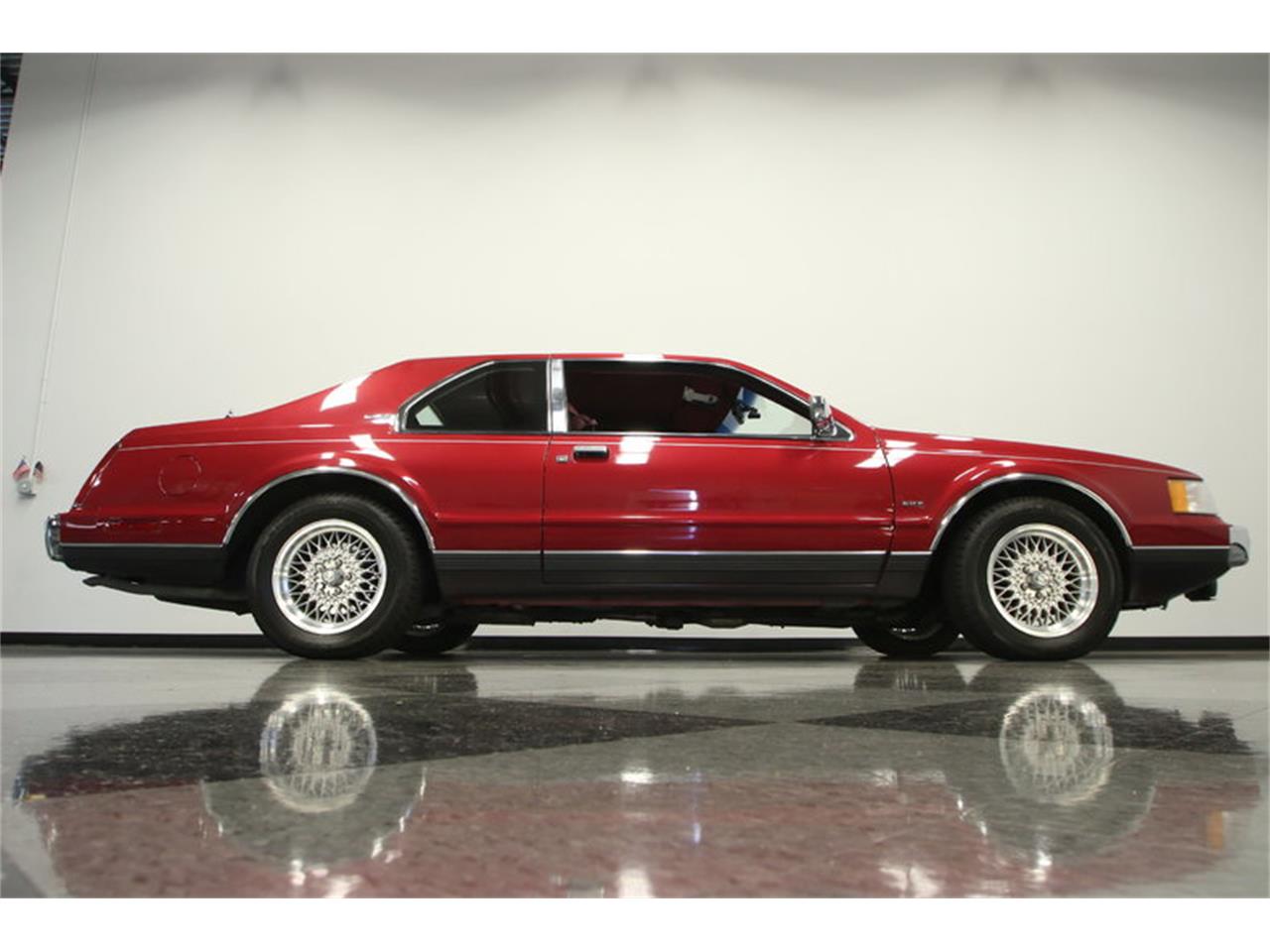 Lincoln continental 1990