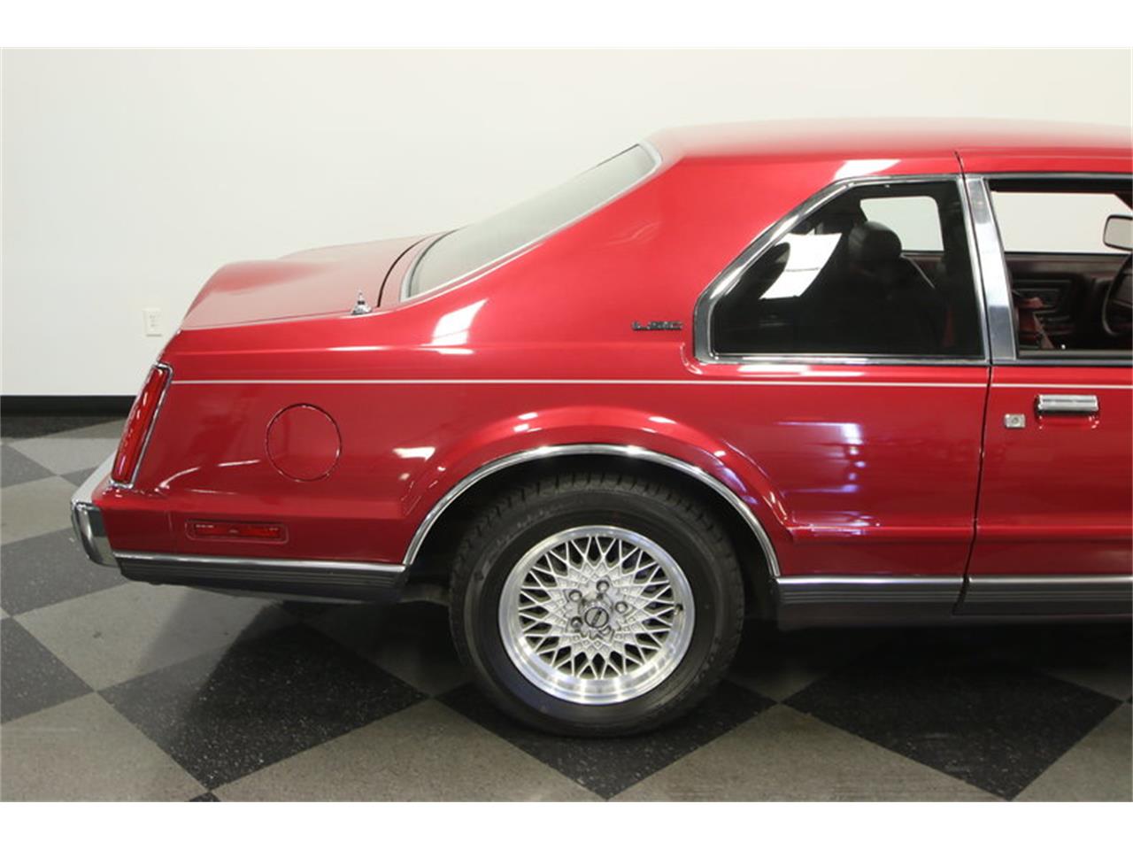 Lincoln continental 1990