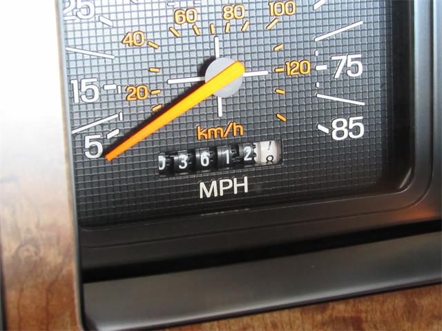 1985 Ford F150 XLT Lariat  (CC-984302) for sale in Mill Hall, Pennsylvania