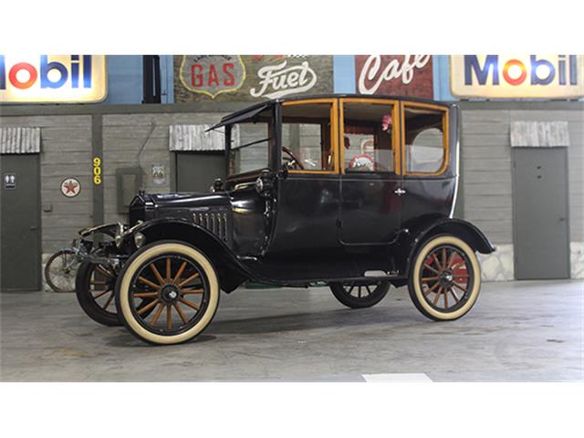 1921 Ford Model T Center Door Sedan (CC-980543) for sale in Auburn, Indiana