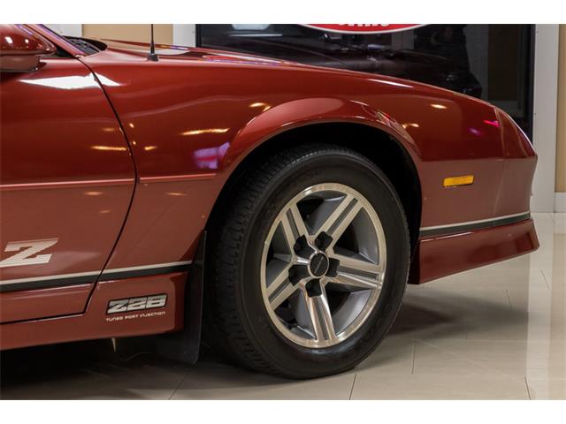 1986 Chevrolet Camaro IROC Z28 (CC-987332) for sale in Plymouth, Michigan