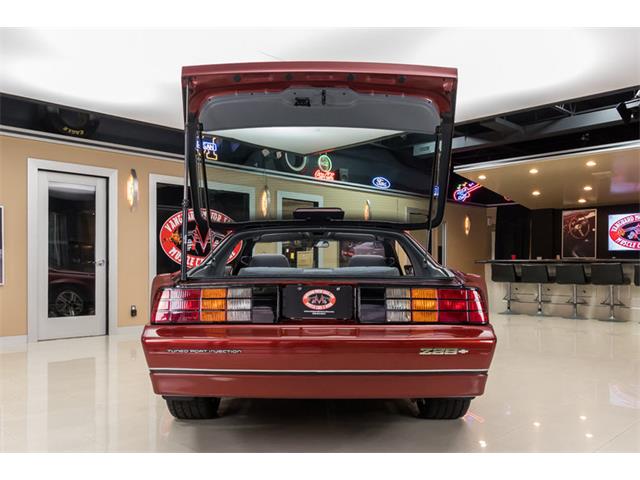 1986 Chevrolet Camaro IROC Z28 (CC-987332) for sale in Plymouth, Michigan