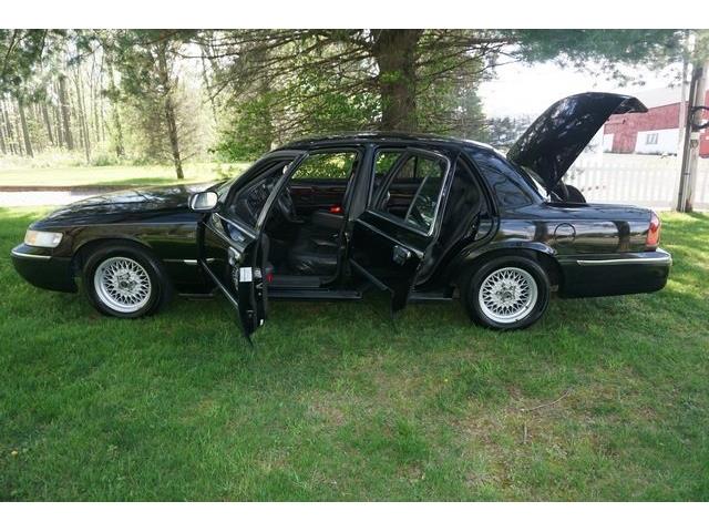2000 Mercury GRAN MARQUIS LS 6 PASSENGER (CC-980805) for sale in Monroe, New Jersey