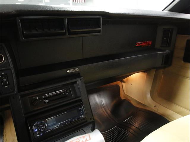 1986 Chevrolet Camaro IROC Z28 (CC-988199) for sale in Concord, North Carolina