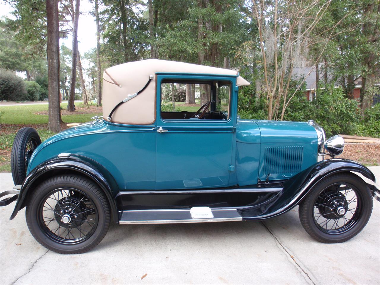 1928 Ford Model A in Tallahassee, Florida