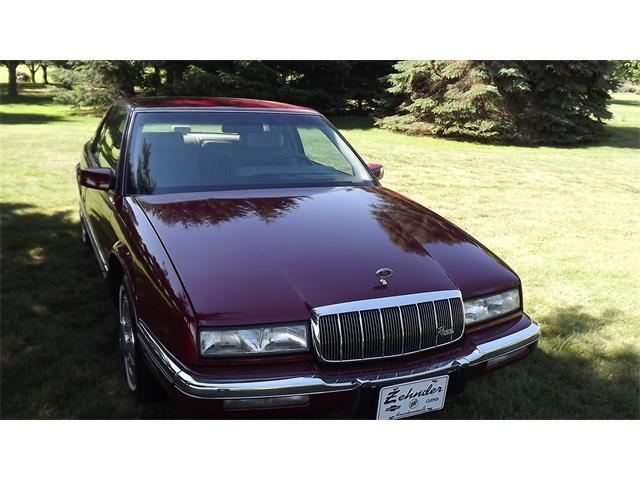 1992 Buick Riviera (CC-989652) for sale in Saginaw, Michigan