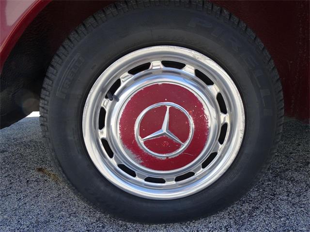 1976 Mercedes-Benz 240D (CC-991326) for sale in Crete, Illinois