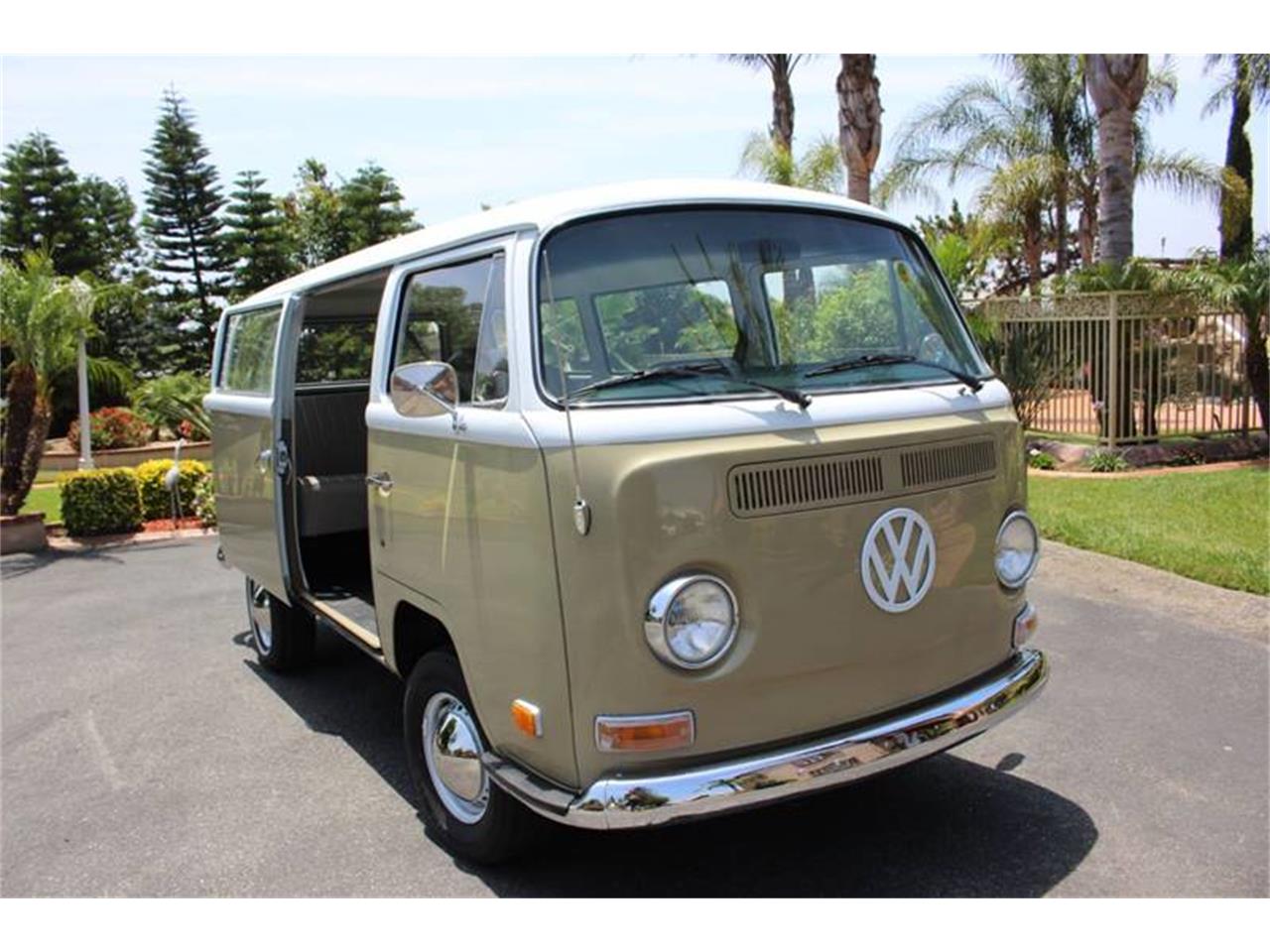 1971 Volkswagen Bus for Sale | ClassicCars.com | CC-991422