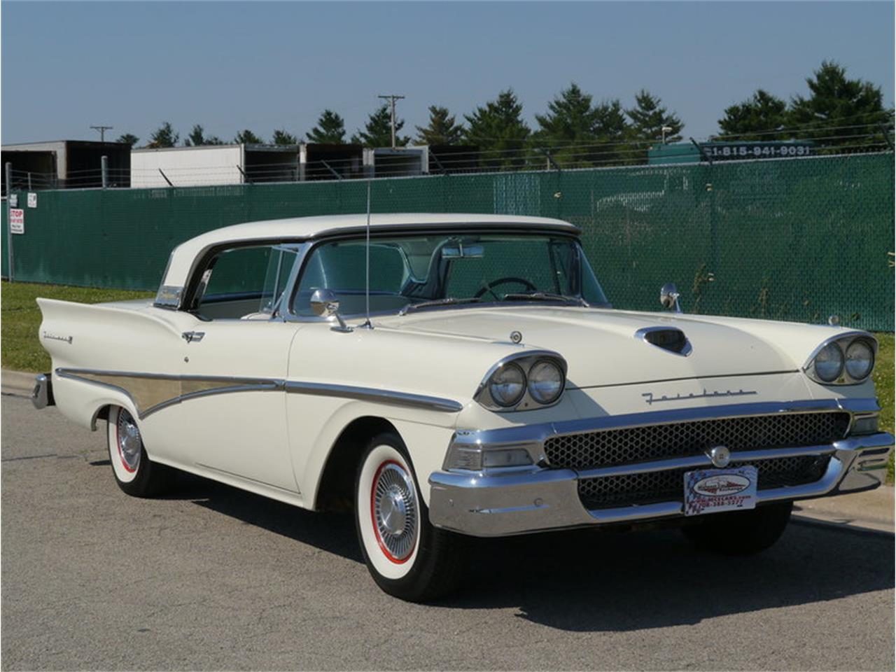 https://photos.classiccars.com/cc-temp/listing/99/2938/8141846-1958-ford-fairlane-500-skyliner-retractable-std.jpg