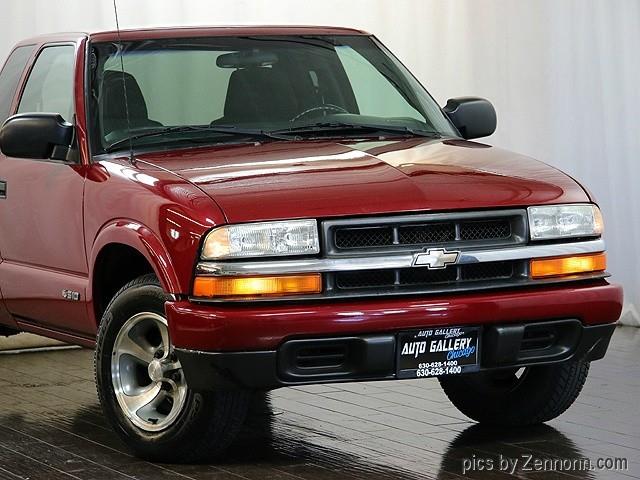 2003 Chevrolet S10 (CC-993248) for sale in Addison, Illinois