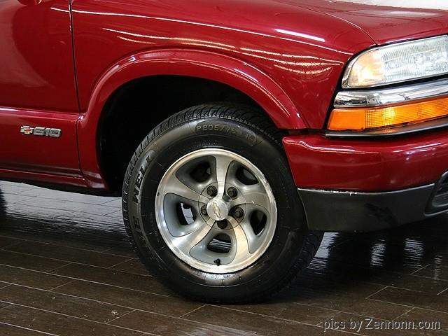 2003 Chevrolet S10 (CC-993248) for sale in Addison, Illinois