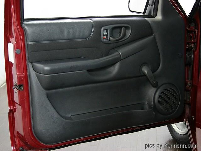 2003 Chevrolet S10 (CC-993248) for sale in Addison, Illinois