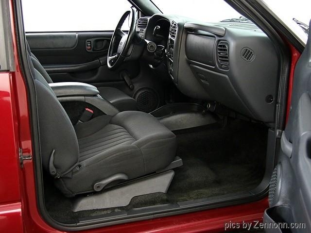 2003 Chevrolet S10 (CC-993248) for sale in Addison, Illinois