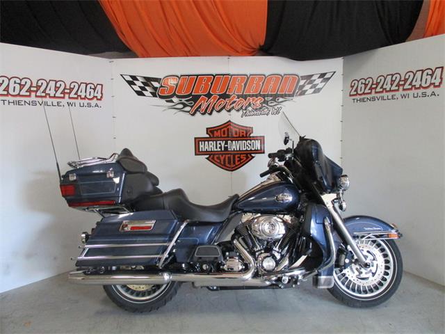 2009 Harley-Davidson® FLHTCU - Ultra Classic® Electra Glide® (CC-993442) for sale in Thiensville, Wisconsin
