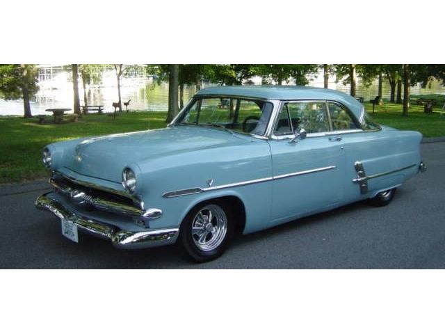 1953 Ford VICTORIA 2-DR HARDTOP (CC-993505) for sale in Hendersonville, Tennessee