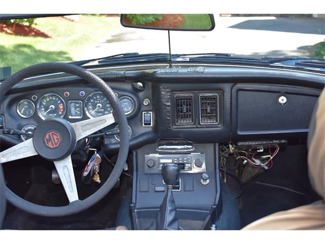1974 MG MGB (CC-994382) for sale in Franklin, Massachusetts