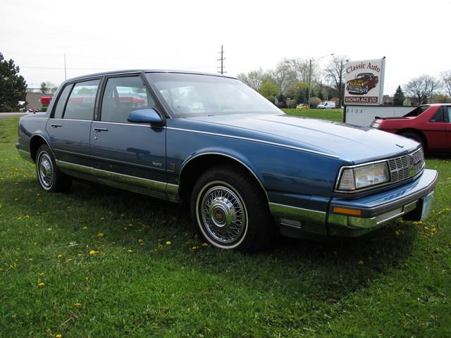 1990 Oldsmobile 98 (CC-996237) for sale in Troy, Michigan