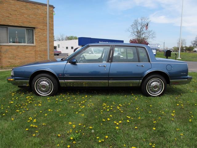 1990 Oldsmobile 98 for Sale | ClassicCars.com | CC-996237