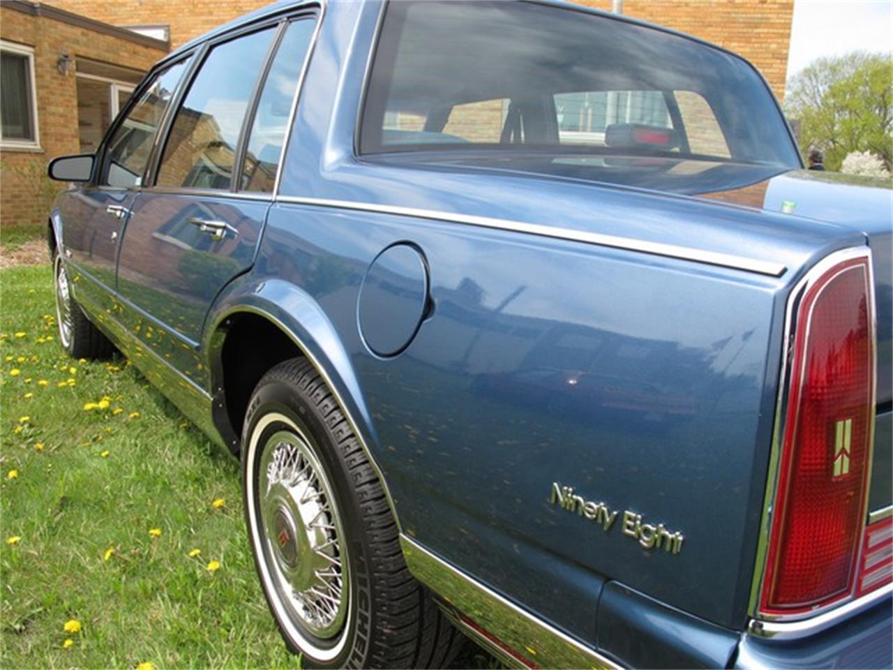 1990 Oldsmobile 98 for Sale CC996237