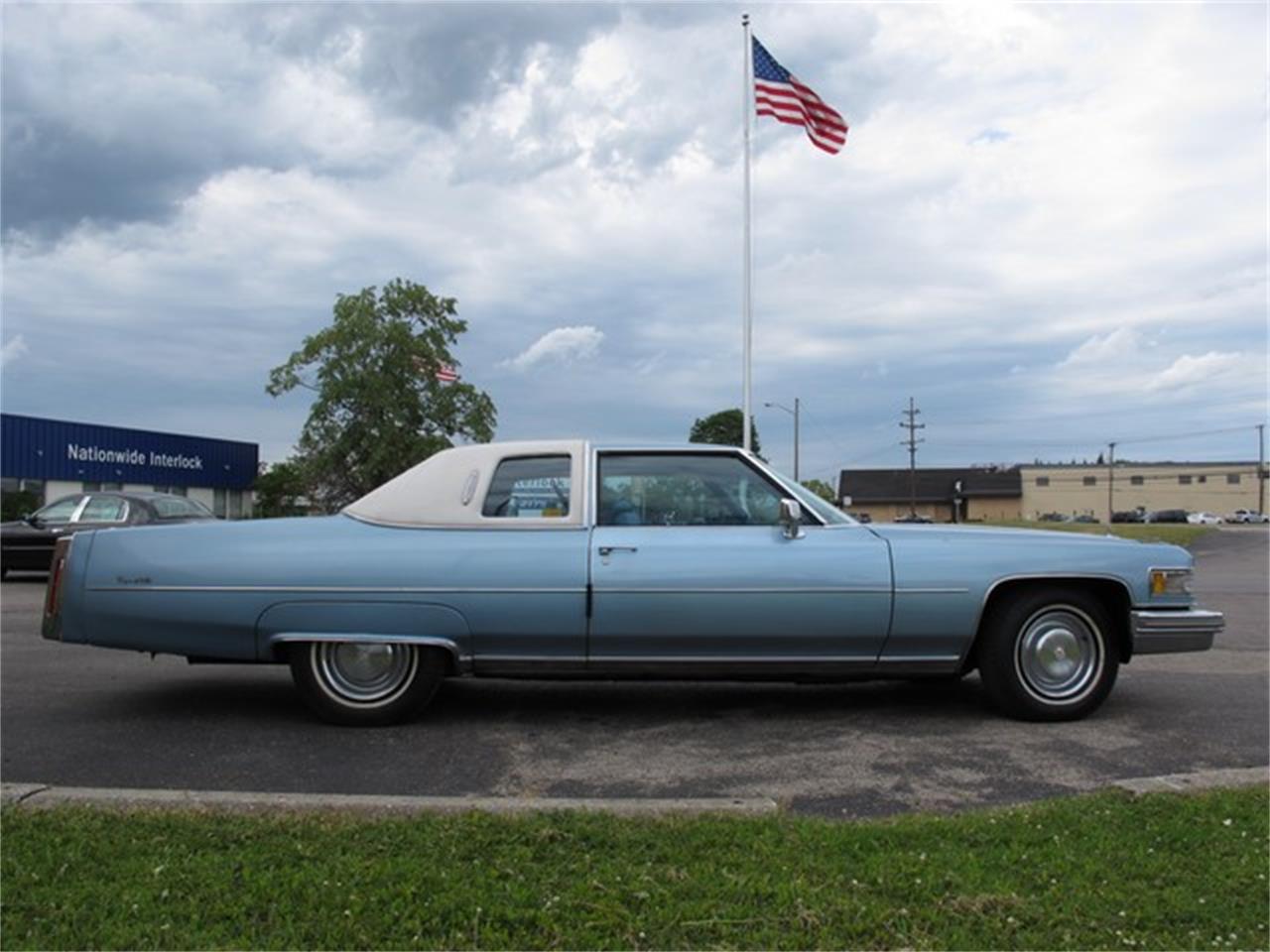 Cadillac coupe deville 1976