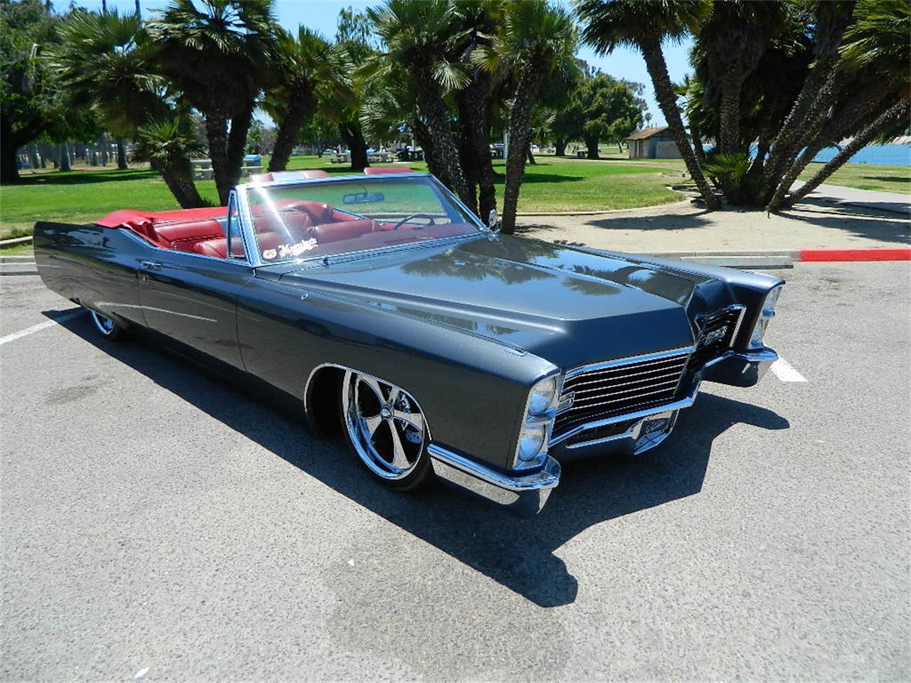 Cadillac Deville 1967 Red