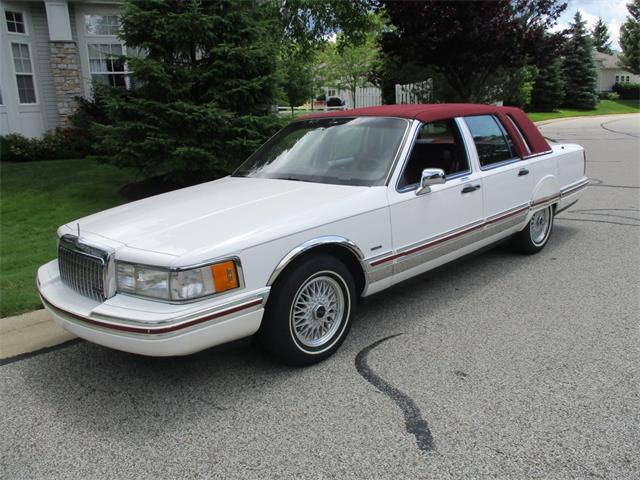1994 Lincoln Executive Series Town Car (CC-997554) for sale in Bedford Heights, Ohio