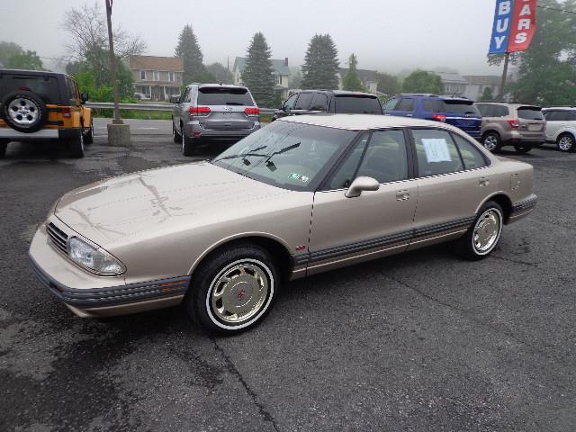 1995 Oldsmobile Royale 88 (CC-997620) for sale in Mill Hall, Pennsylvania