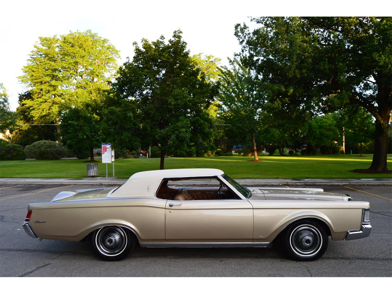 Lincoln continental mark iii