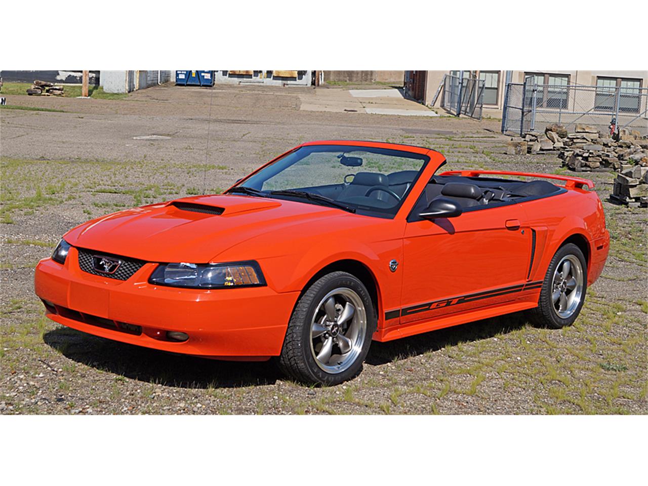 Ford mustang gt 2004